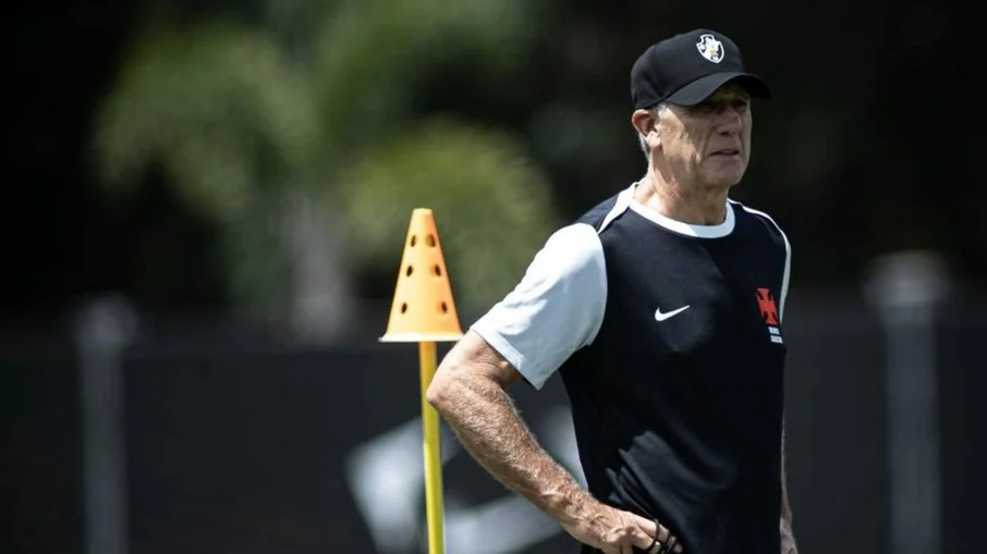 Renato gaúcho faz alerta contundente no vasco: ‘o brasileiro te