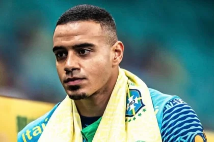 Após corte da seleção e heroísmo no forest, murillo, ex corinthians,