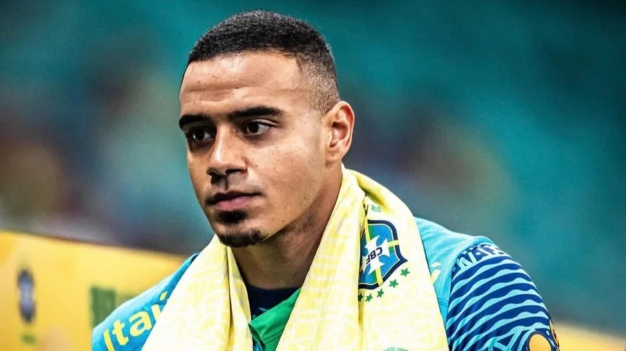 Após corte da seleção e heroísmo no forest, murillo, ex corinthians,