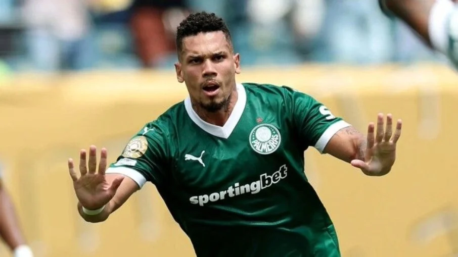 Paulinho no palmeiras: atacante detalha recuperação de fratura na tíbia