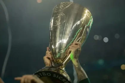 Fpf concede anel de luxo com diamantes a craque do