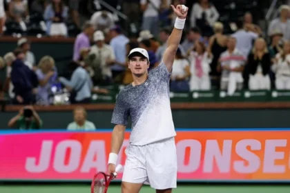 João fonseca supera derrota para sinner em batalha épica de