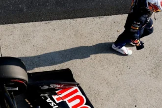 Max verstappen explosivo: piloto da red bull compara f1 2026