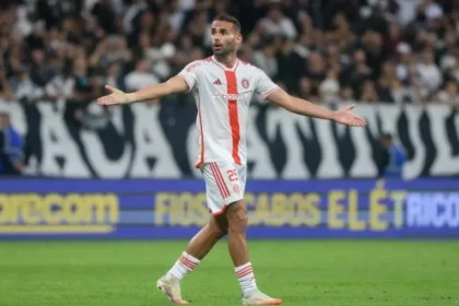 Do banco à faixa de capitão: thiago maia se torna