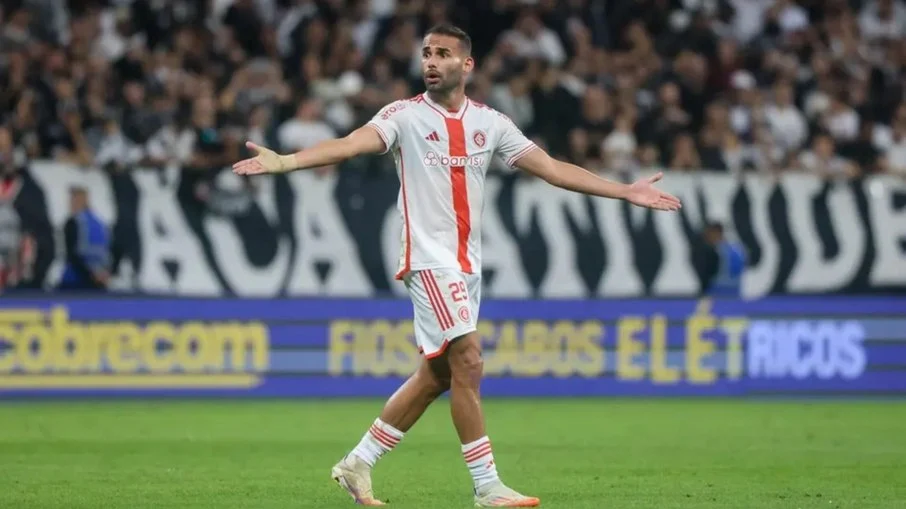 Do banco à faixa de capitão: thiago maia se torna