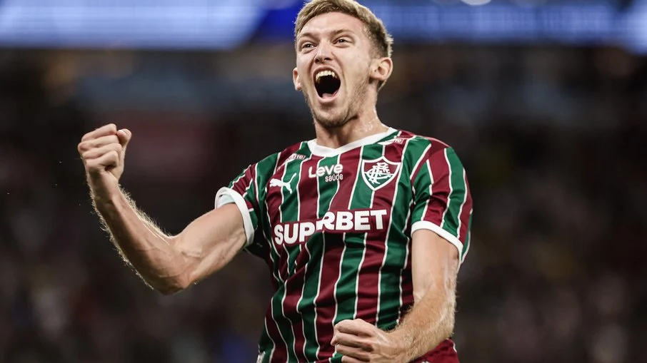 Castillo decide no maracanã: fluminense vence atlético mg por 1 a
