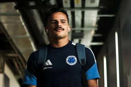 Ancelotti convoca kaiki, lateral do cruzeiro, para a seleção brasileira