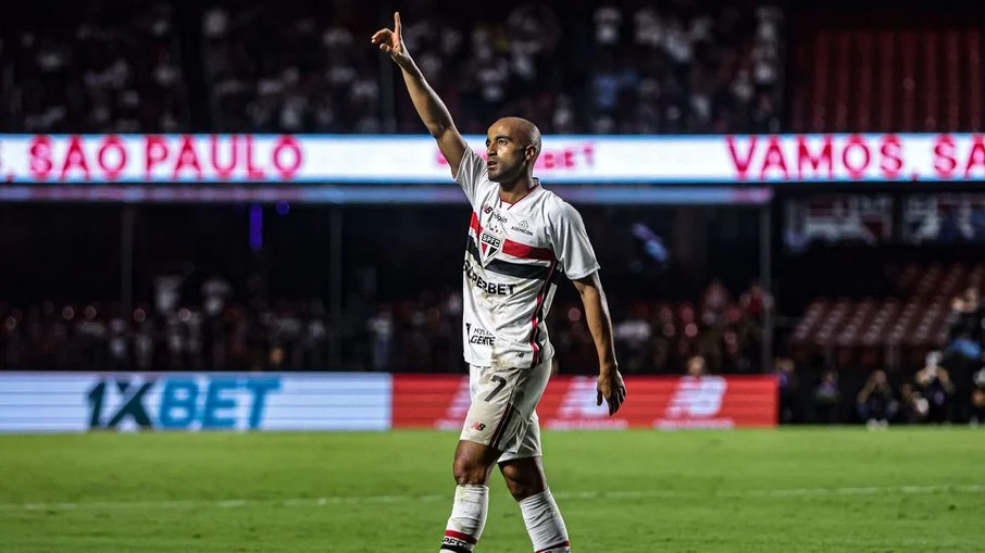 Futuro incerto: lucas moura pode deixar o são paulo rumo