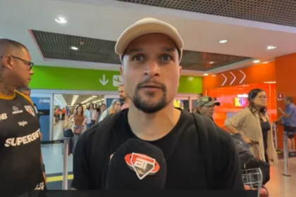 Artur desembarca em são paulo, revela ligação decisiva de roger