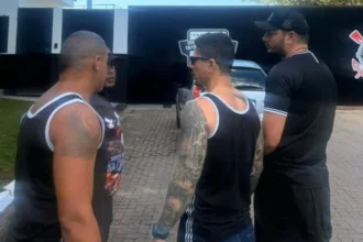 Gaviões da fiel cobra dorival júnior e elenco do corinthians