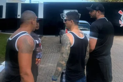 Gaviões da fiel cobra dorival júnior e elenco do corinthians