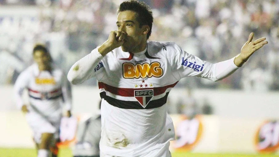 Tnt sports reforça equipe e anuncia ilsinho, ex são paulo campeão