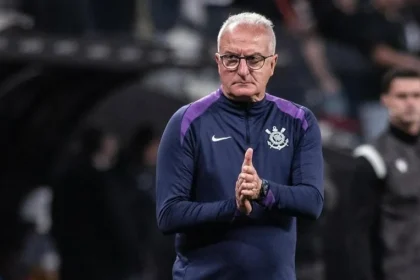 Dorival júnior revela que tentou saída amigável do corinthians em