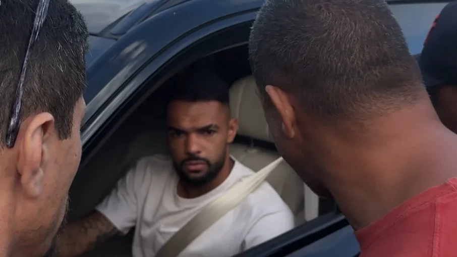 Crise sem fim: torcedores do corinthians ameaçam jogadores no ct