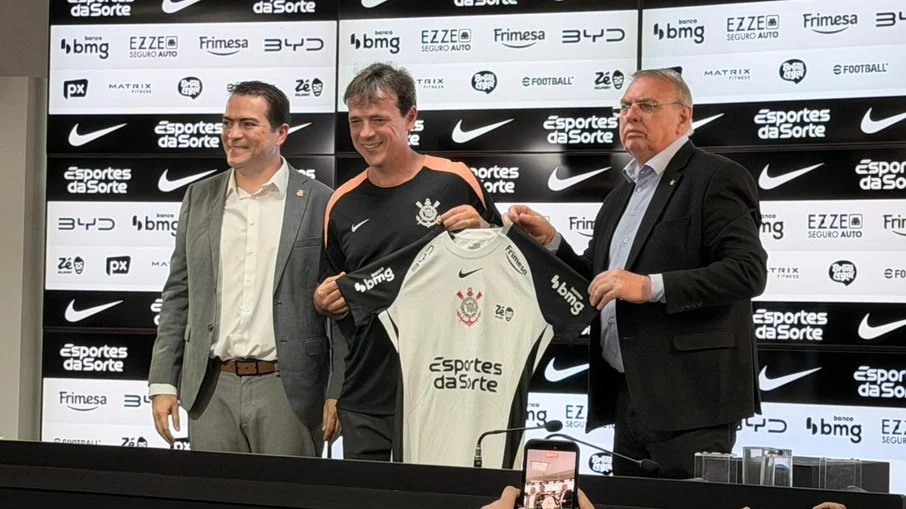Fernando diniz revela planos para o corinthians, explica adaptação tática