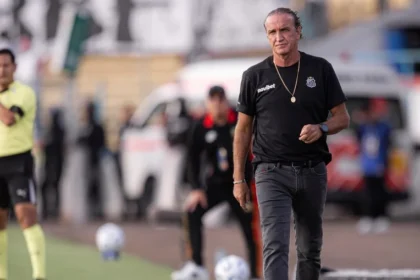 Cuca critica santos por derrota ‘impossível de perder’ na sul americana