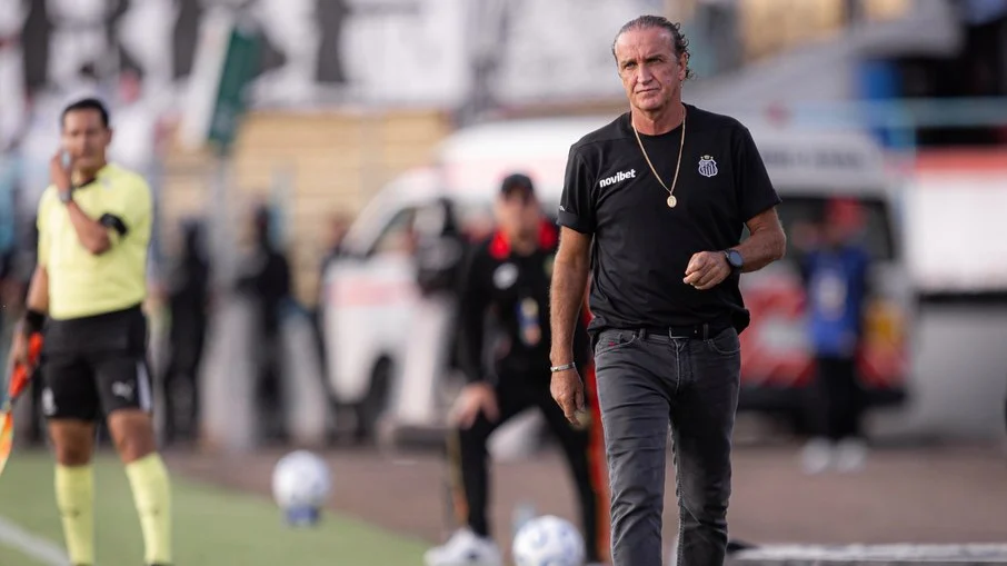 Cuca critica santos por derrota ‘impossível de perder’ na sul americana