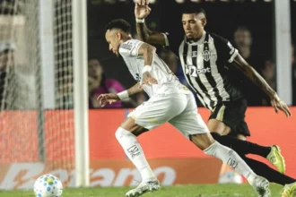Neymar joga 90 minutos pelo santos, mostra fôlego e renova