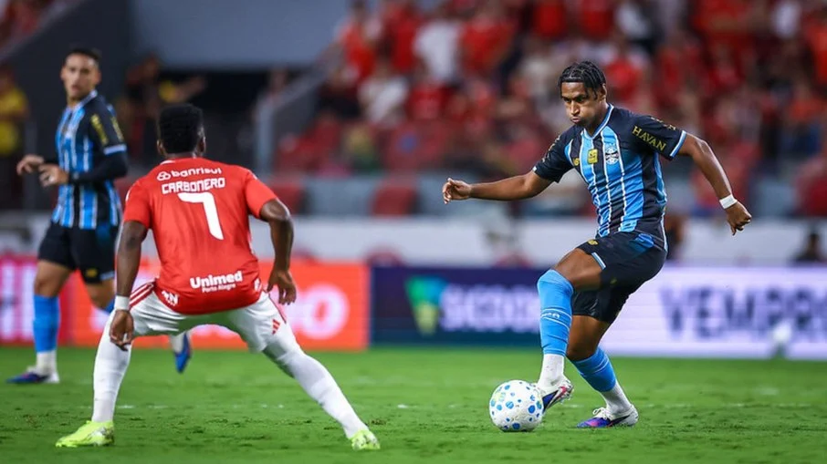 Gre nal 452: internacional e grêmio empatam sem gols no beira rio