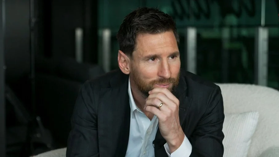 Lionel messi surpreende ao comprar clube da terceira divisão espanhola