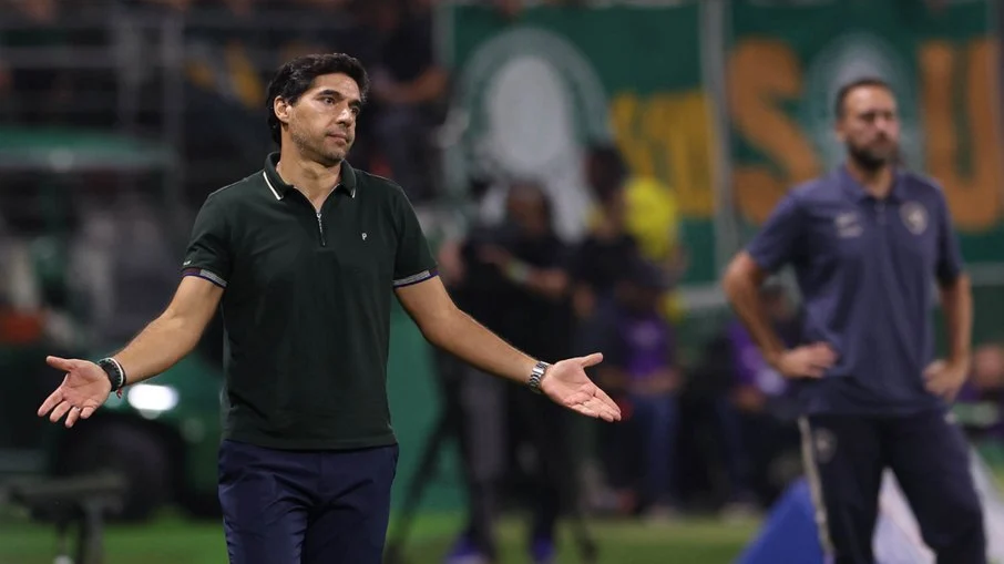 Abel ferreira admite que lateral arthur ‘cavou’ pênalti decisivo na