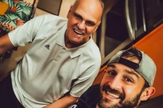 Felipe schmidt, filho de oscar ‘mão santa’, emociona em homenagem