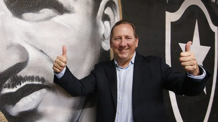 Botafogo pede recuperação judicial após anúncio de venda da saf