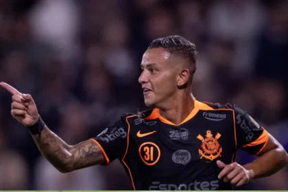 Joia do corinthians, kayke ferrari sofre grave lesão no joelho