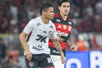 Vitória detona arbitragem de anderson daronco e var após derrota