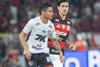Vitória detona arbitragem de anderson daronco e var após derrota