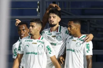 Palmeiras supera ausência de vitor roque, vence bragantino com flaco