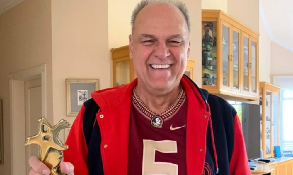 Flamengo eterniza camisa 14 em homenagem a oscar schmidt