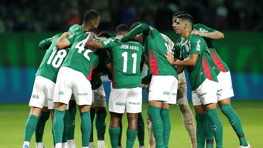 Drama no allianz: palmeiras empata com santos após var anular
