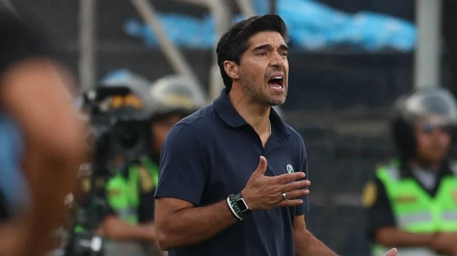 Abel ferreira e flaco lópez: entenda o gesto ‘obsceno’ do