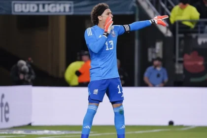 Última dança de um goleiro lendário: ochoa confirma sexta copa