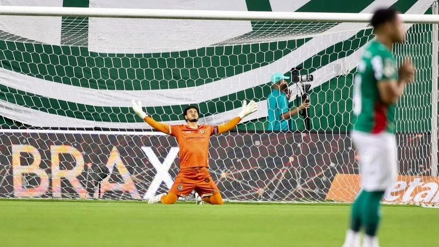 Goleiro do jacuipense chora de emoção após ‘sonho’ de enfrentar