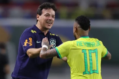 Fernando diniz, ex técnico da seleção brasileira, defende veementemente convocação de