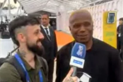 Edilson capetinha cobra ‘respeito à camisa da seleção brasileira’ e