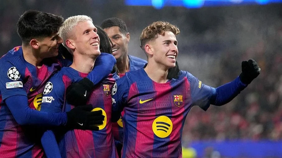 Lesão grave tira fermín lópez, meia do barcelona, da copa