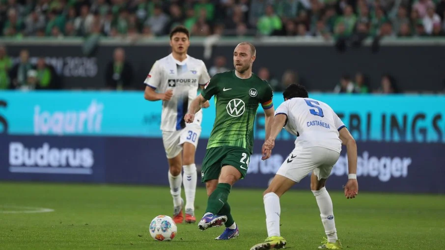 Wolfsburg à beira do abismo: clube luta contra rebaixamento inédito