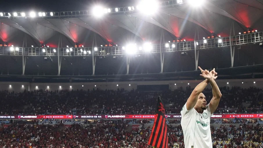 Paulinho do palmeiras é denunciado pelo stjd por gesto polêmico