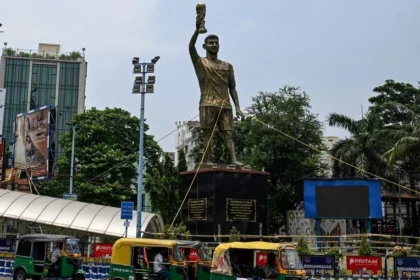 Estátua gigante de messi de 21 metros na índia será