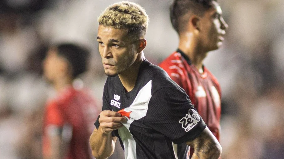 Vasco atropela barracas central por 3 a 0 com show