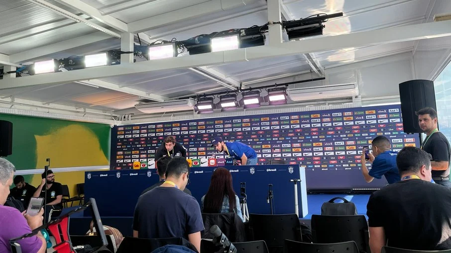 Seleção brasileira: exames de neymar definem futuro na copa em