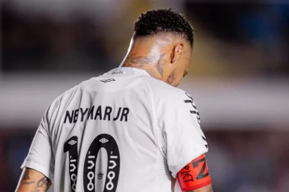 Cbf desmente santos e confirma lesão grau 2 de neymar,