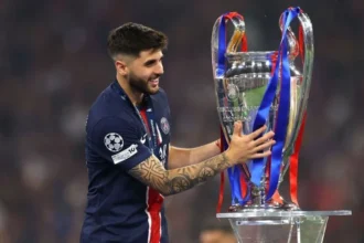 Jovem lucas beraldo, ex são paulo, faz história no psg e