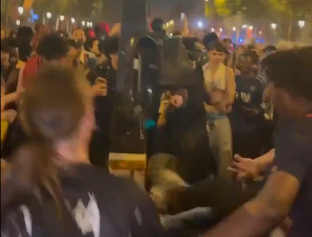 Paris celebra a segunda orelhuda sob euforia e medidas de