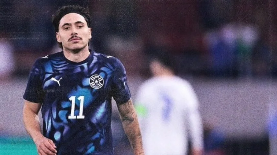 Da naturalização relâmpago à copa: maurício, meio campista do palmeiras, garante