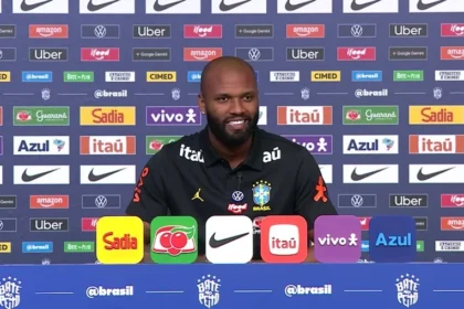 Igor thiago abre o jogo sobre disputa acirrada pela camisa