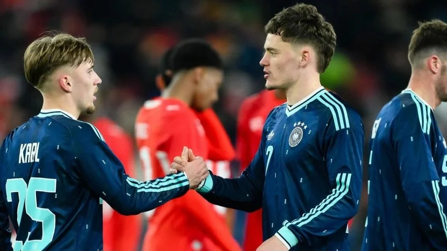 Jovem promessa alemã, lennart karl é cortado da copa do